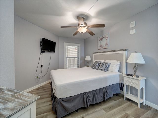 800 Sandcastle Dr 129, Port Aransas, TX 78373