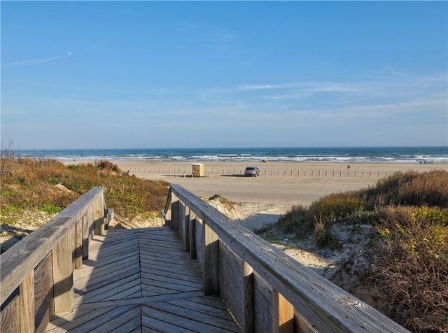 800 Sandcastle Dr 129, Port Aransas, TX 78373