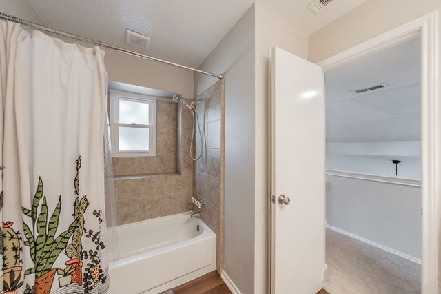 1004 Alameda Drive, Carrollton, TX 75007