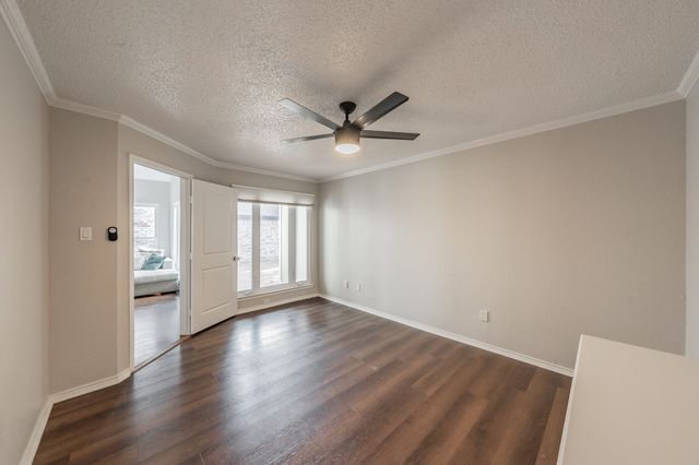 1004 Alameda Drive, Carrollton, TX 75007