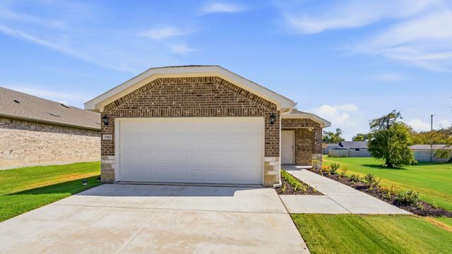 1903 Glory Drive, Bonham, TX 75418