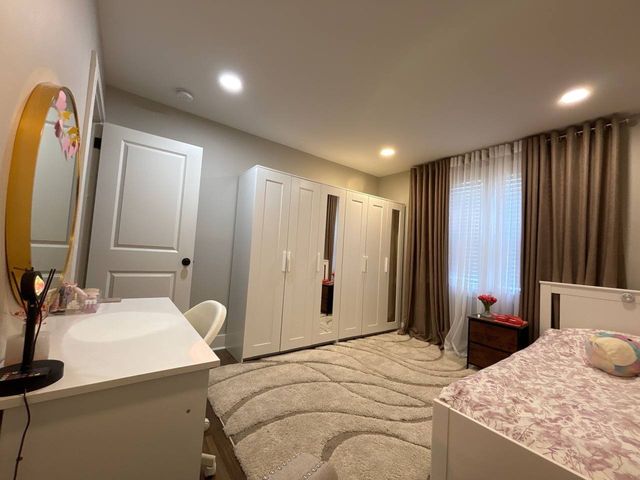 5049 Edmondson Pike, Nashville, TN 37211