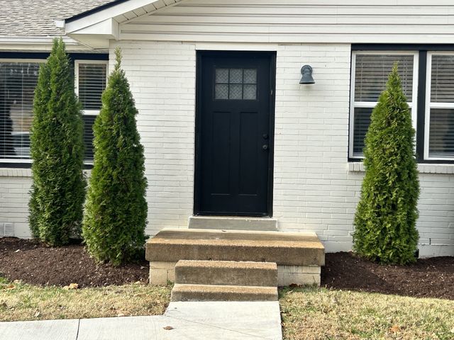 5049 Edmondson Pike, Nashville, TN 37211