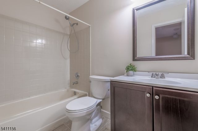 1101 Doolittle Dr, Bridgewater Twp., NJ 08807