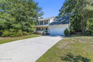 7433 Bright Leaf Road, Wilmington, NC 28411