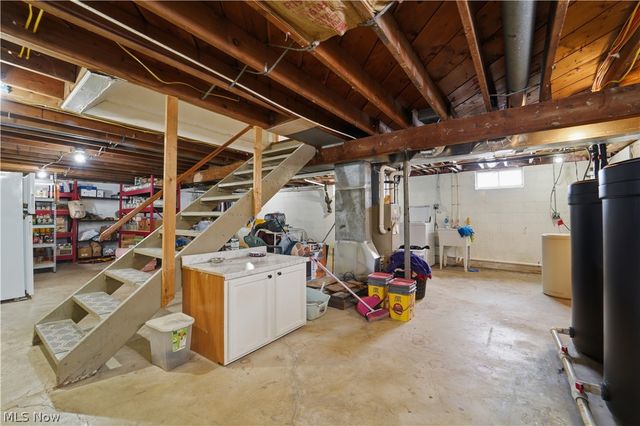 3644 Plymouth Ridge Road, Kingsville, OH 44048
