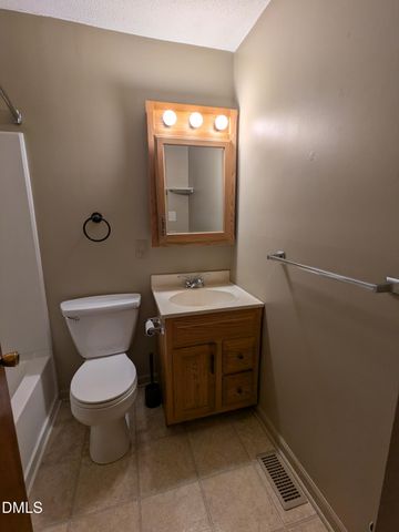 808 Old Fayetteville Road, Chapel Hill, NC 27516