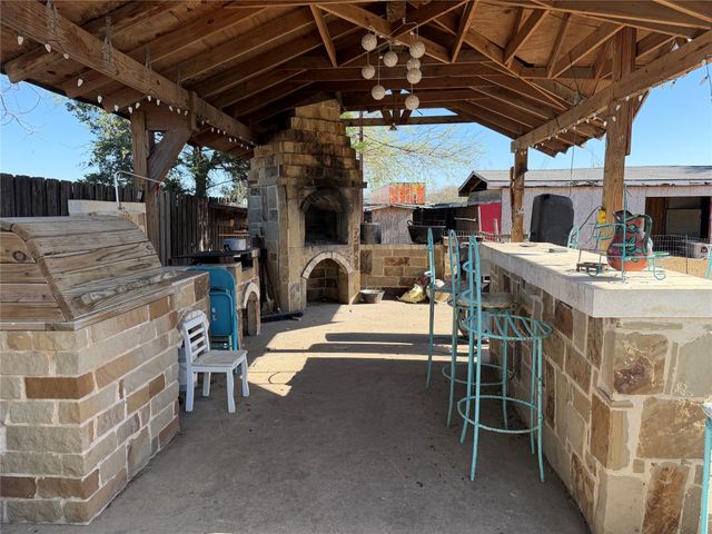 5036 Garden Drive, Hutchins, TX 75172