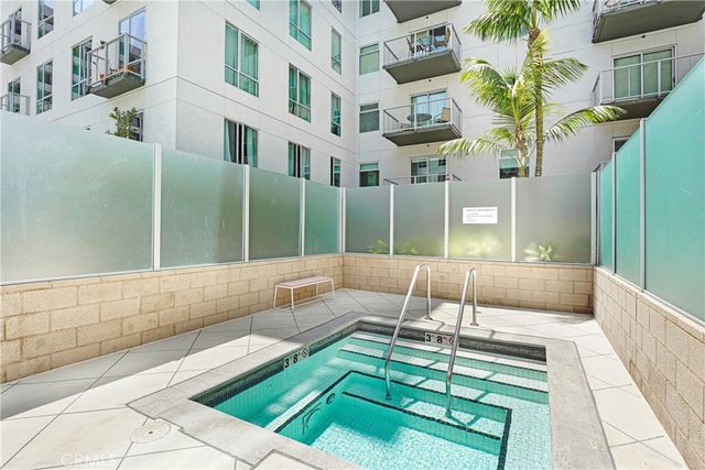 645 W 9th Street 314, Los Angeles, CA 90015