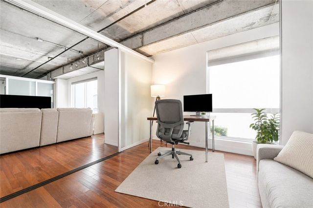 645 W 9th Street 314, Los Angeles, CA 90015