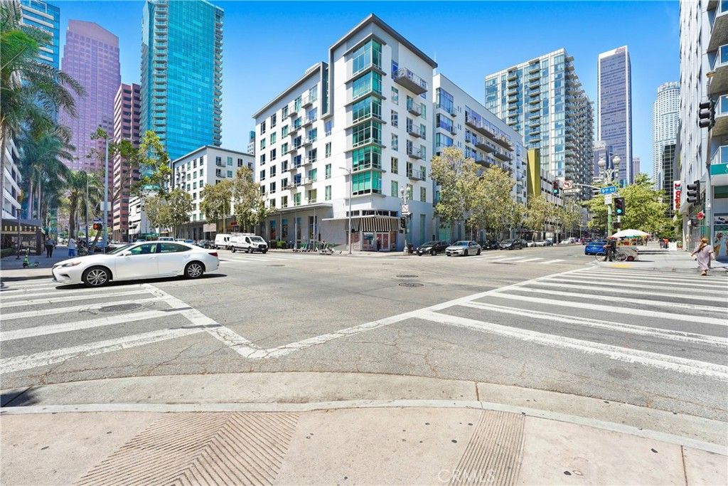 645 W 9th Street 314, Los Angeles, CA 90015