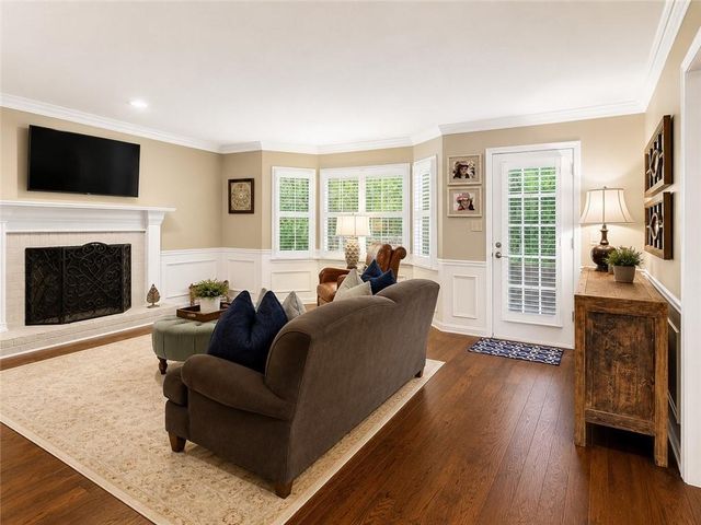 4648 Glenforest Drive NE, Roswell, GA 30075
