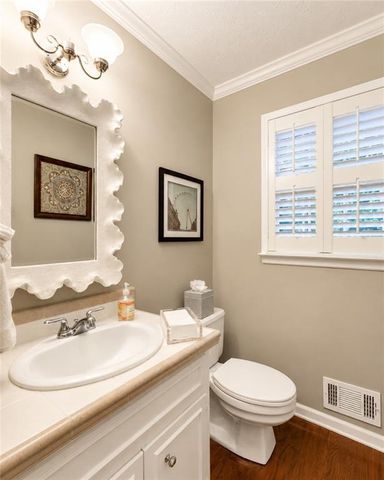 4648 Glenforest Drive NE, Roswell, GA 30075