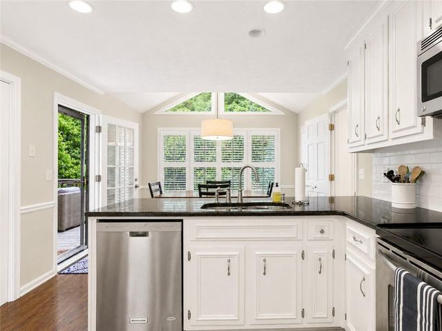 4648 Glenforest Drive NE, Roswell, GA 30075