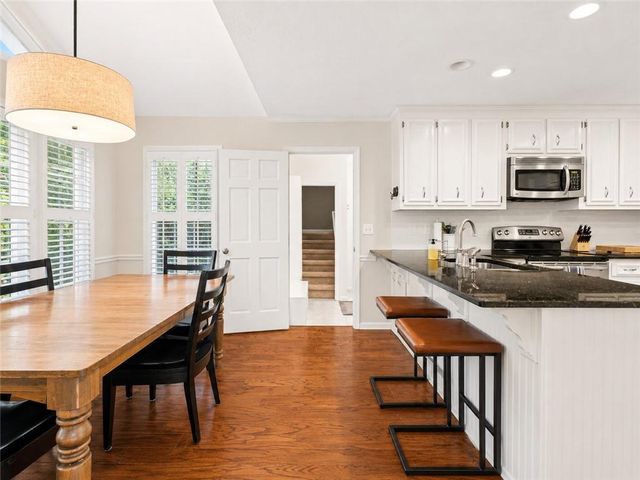 4648 Glenforest Drive NE, Roswell, GA 30075