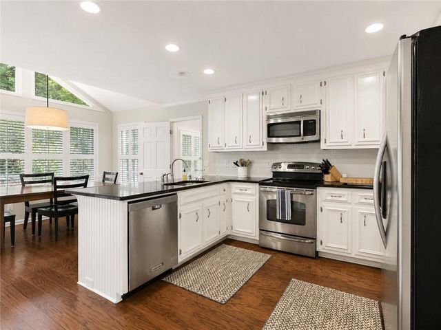 4648 Glenforest Drive NE, Roswell, GA 30075