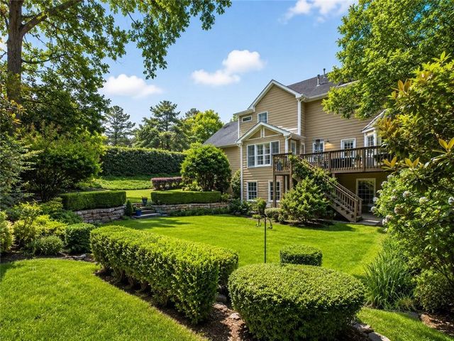 4648 Glenforest Drive NE, Roswell, GA 30075