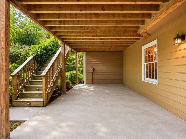 4648 Glenforest Drive NE, Roswell, GA 30075