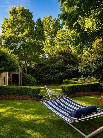 4648 Glenforest Drive NE, Roswell, GA 30075