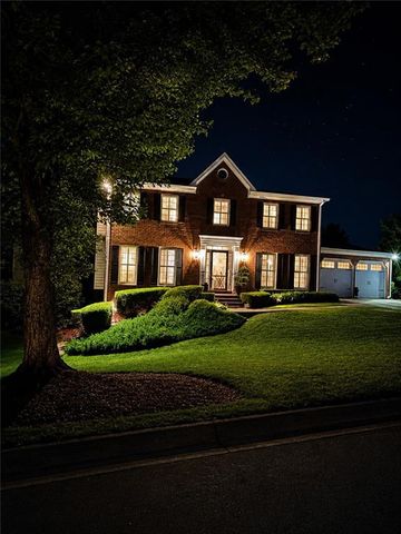 4648 Glenforest Drive NE, Roswell, GA 30075