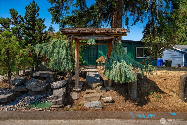 16835 123rd Avenue SE, Renton, WA 98058