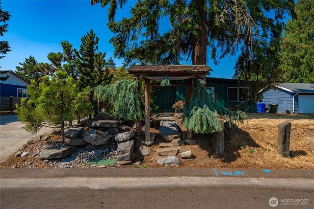 16835 123rd Avenue SE, Renton, WA 98058