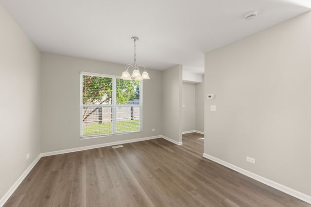568 Rebecca Lane, Bolingbrook, IL 60440