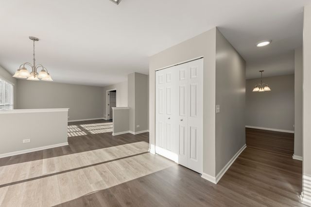 568 Rebecca Lane, Bolingbrook, IL 60440