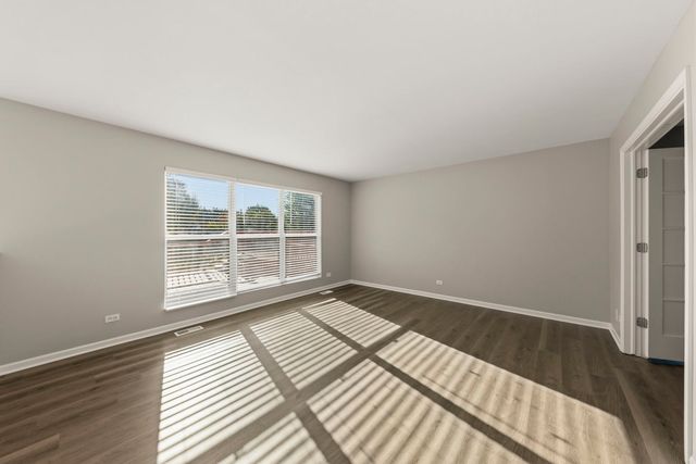 568 Rebecca Lane, Bolingbrook, IL 60440