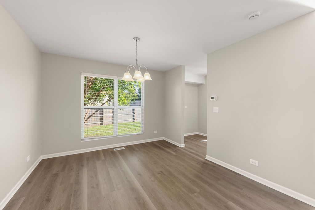 568 Rebecca Lane, Bolingbrook, IL 60440 — photo 4