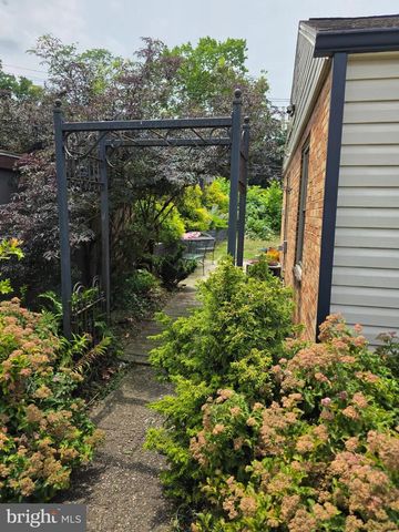 918 ALLEN, New Cumberland, PA 17070