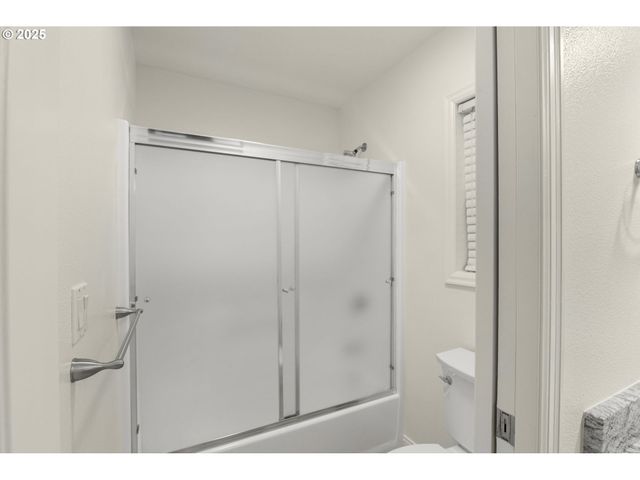 18568 Sw MUIRFIELD St, Beaverton, OR 97003