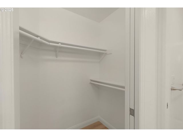 18568 Sw MUIRFIELD St, Beaverton, OR 97003