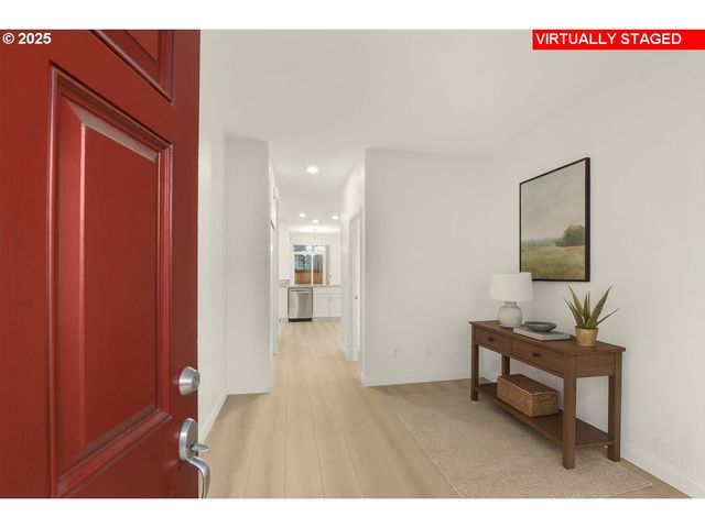 18568 Sw MUIRFIELD St, Beaverton, OR 97003