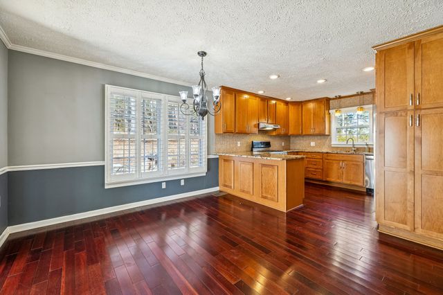 1585 Amos Hamlett Rd, Pulaski, TN 38478