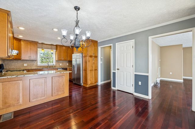 1585 Amos Hamlett Rd, Pulaski, TN 38478