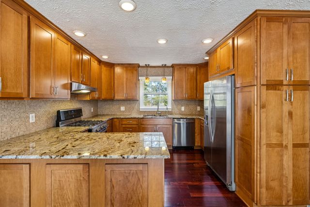 1585 Amos Hamlett Rd, Pulaski, TN 38478