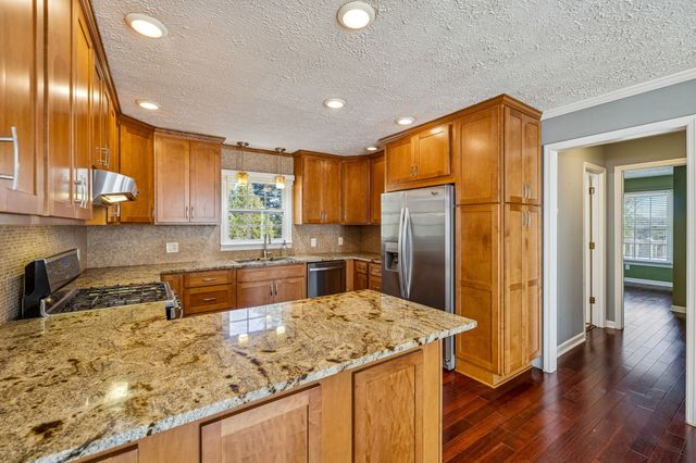 1585 Amos Hamlett Rd, Pulaski, TN 38478