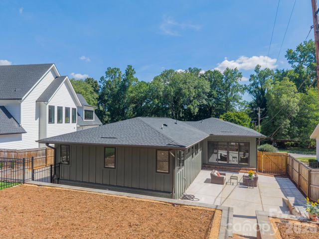 5546 Murrayhill Road, Charlotte, NC 28210
