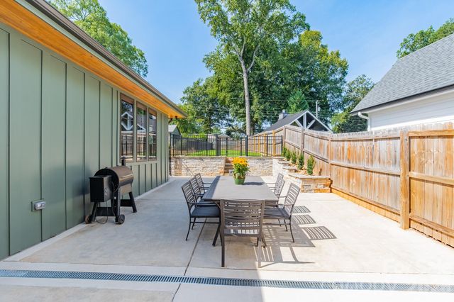 5546 Murrayhill Road, Charlotte, NC 28210