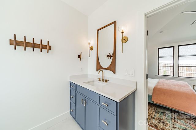 5546 Murrayhill Road, Charlotte, NC 28210