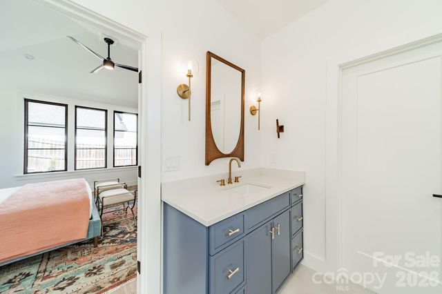 5546 Murrayhill Road, Charlotte, NC 28210
