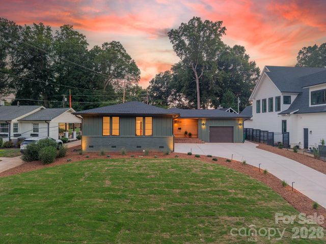 5546 Murrayhill Road, Charlotte, NC 28210