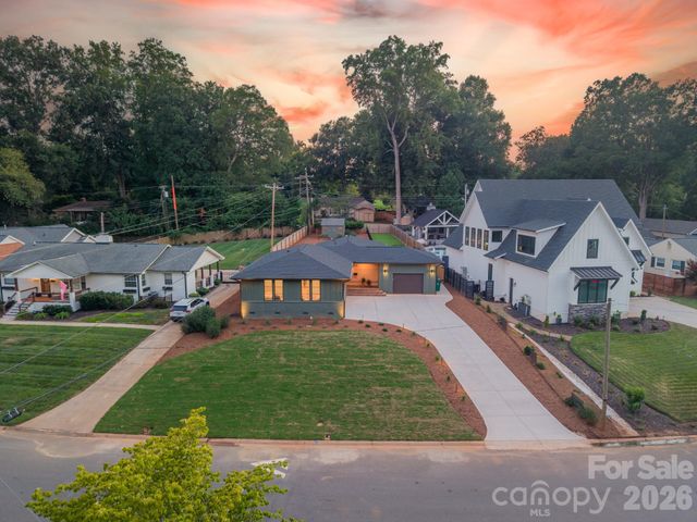5546 Murrayhill Road, Charlotte, NC 28210