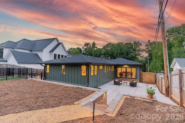5546 Murrayhill Road, Charlotte, NC 28210