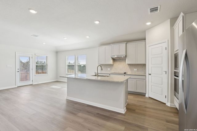 560 Shelton Pass, Cibolo, TX 78108