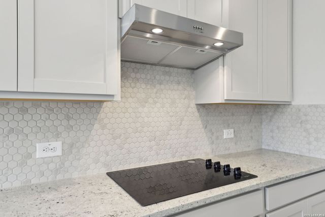 560 Shelton Pass, Cibolo, TX 78108