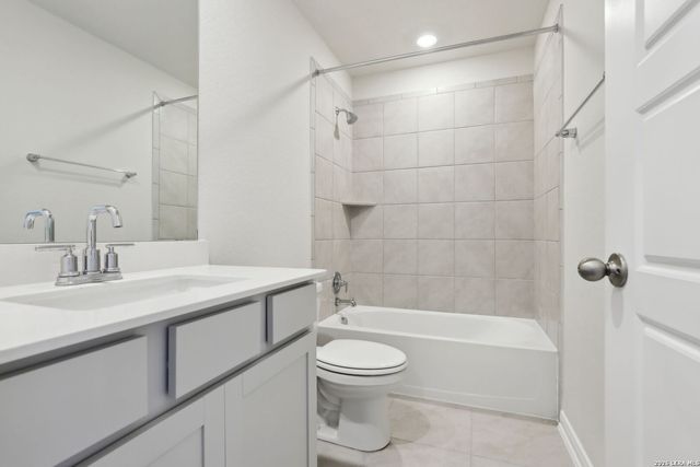 560 Shelton Pass, Cibolo, TX 78108