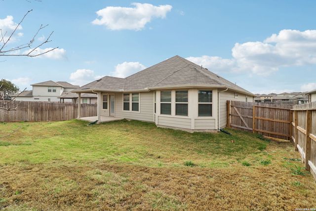 560 Shelton Pass, Cibolo, TX 78108