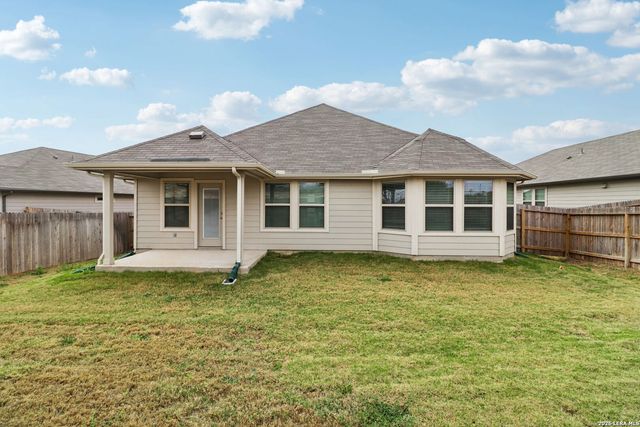 560 Shelton Pass, Cibolo, TX 78108